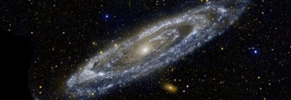 Bilim İnsanları Şaşkın: Andromeda’nın Uydu Galaksileri Neden Asimetrik?