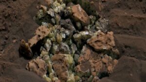 Curiosity Cracks a Rock on Mars—What It Found Will Shock You!