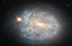 Hubble Göz Kamaştıran