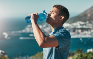 Giyilebilir Sensör Su İçmeniz Gerektiğinde Sizi Uyarıyor