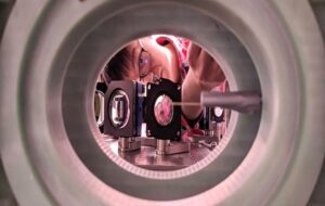 6100-Qubit Processor Shatters Quantum Computing Record