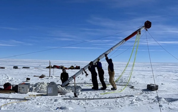 6 Milyon Yıl Önce Oluşmuş Hava Kabarcıklı En Eski Buz Antarktika'da Bulundu