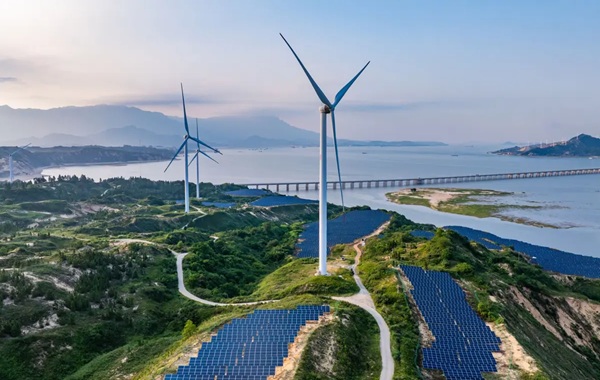 Wind and solar generate more power than coal globally for the first time ever