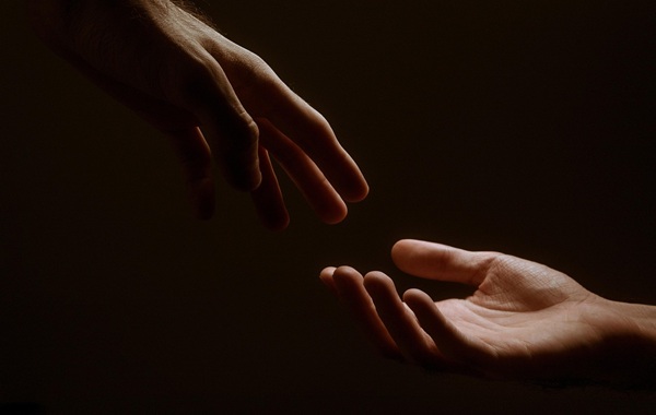 When Your Eyes Feel the Touch: The Hidden Neural Magic Behind Seeing Someone Else Touched