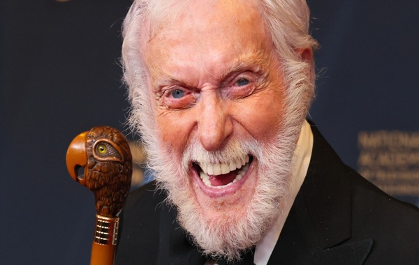 The 99-Year-Old’s Hack: How Dick Van Dyke Cheated Time with One "Mindset" Trick