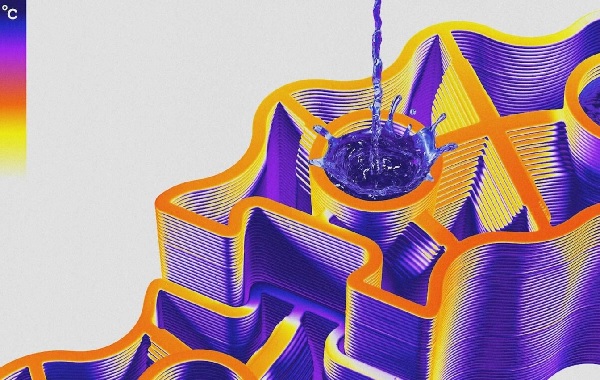 İki Genç Elektrik Kullanmadan Şehirleri Soğutabilen Bir Tuğla Sistemi Tasarladı