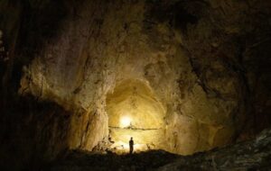 Mağara Bakterileri Ötegezegen Arayışı İçin Bir Yol Gösterici