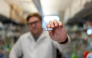 Yaşayan Eczane: Hücre İmplantı Günlük İlaçların Yerini Alabilir