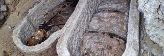 Kumların Altından Fışkıran