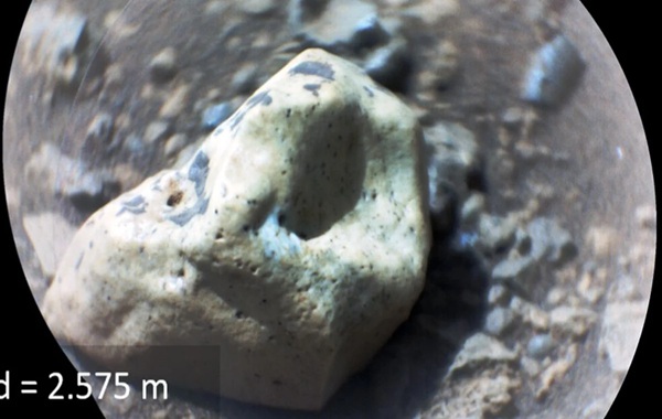 'Very Unexpected': NASA Rover Zapped a Rock on Mars And Found a Gemstone Surprise